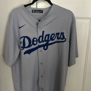 Dodgers jersey grey size large